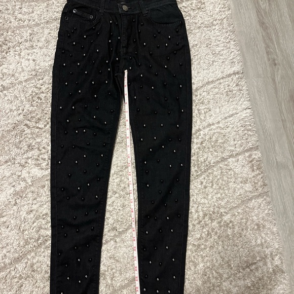 Jeans - Picture 9 of 12